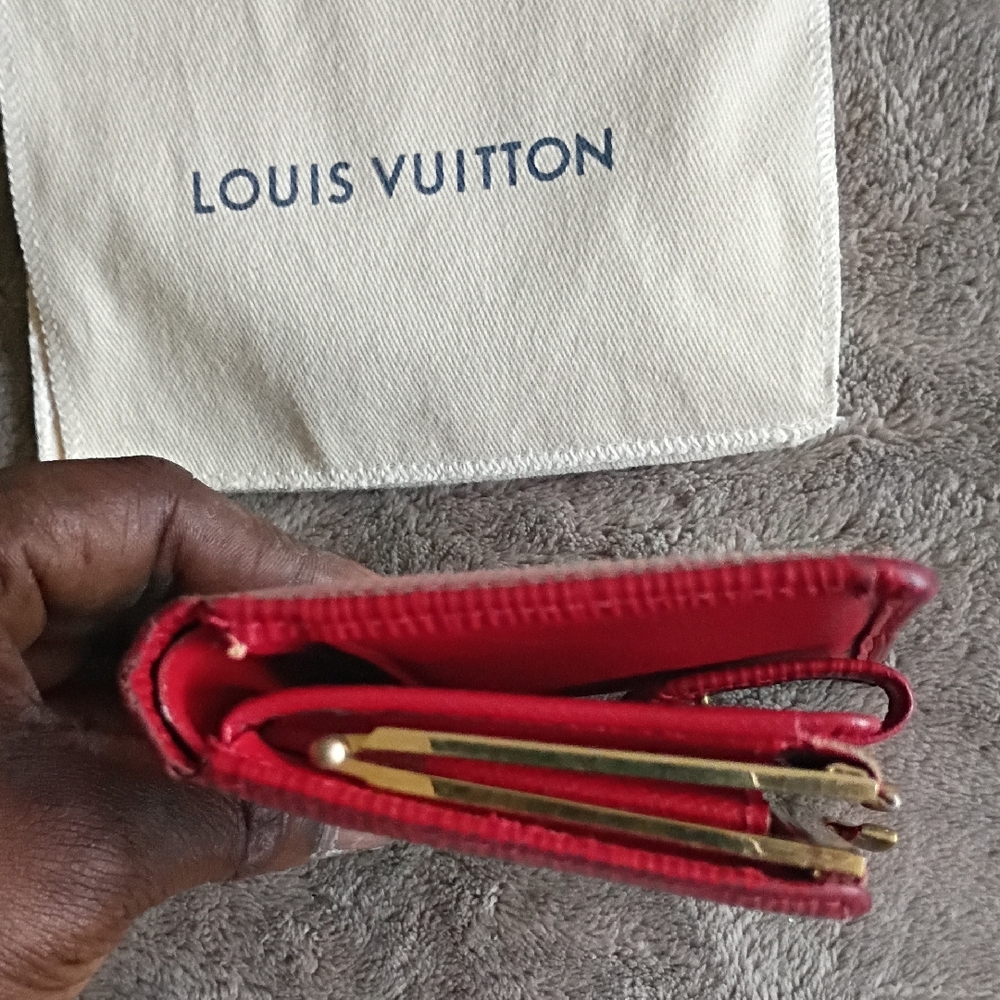 Authentic Louis Vuitton Red Epi Leather Wallet Ho - Picture 11 of 11